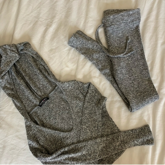 Fashion Nova Gray Wanderlust Set - Picture 2 of 4